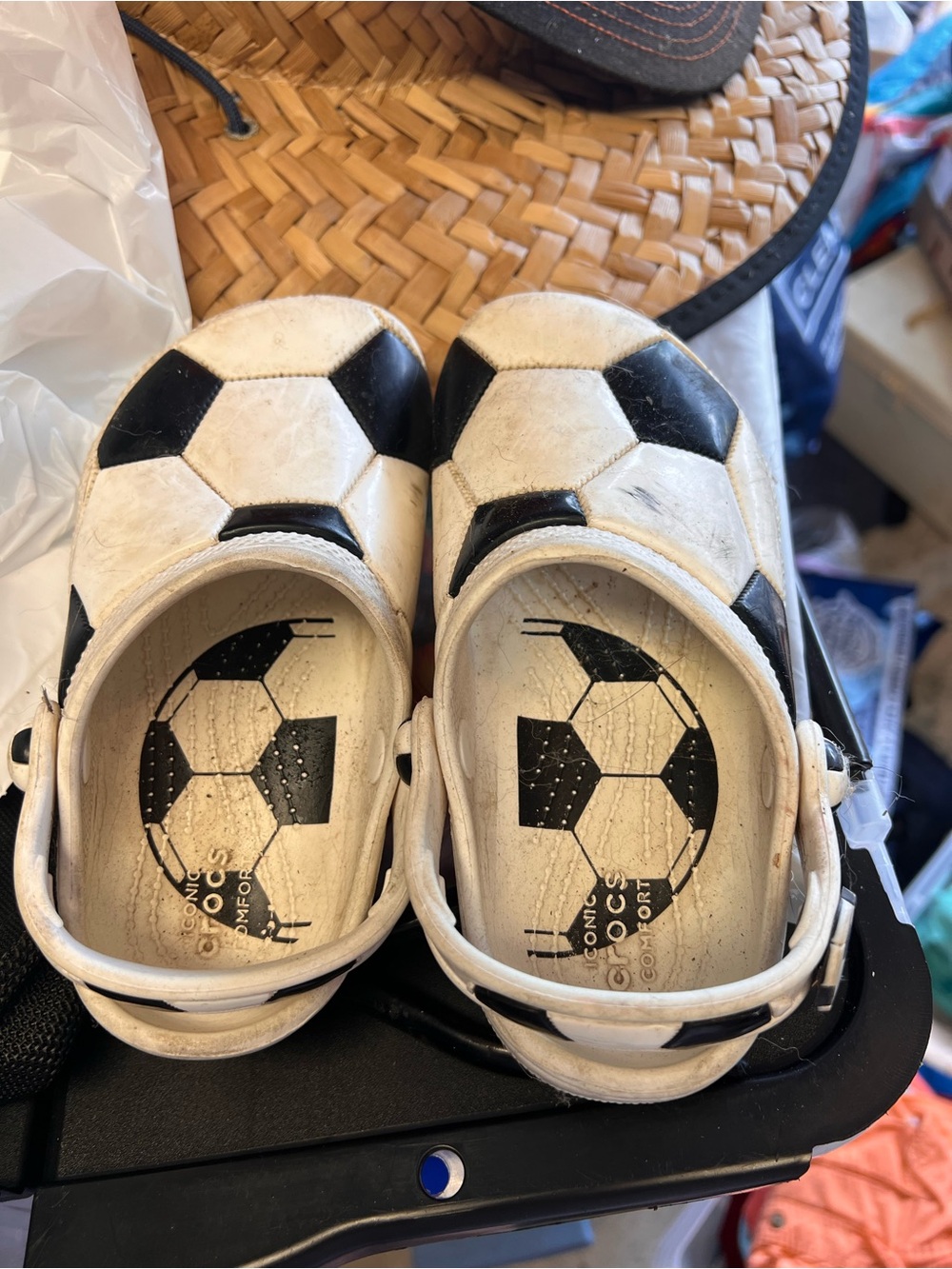 CROCS Kids Soccer Print Clogs - White/Black